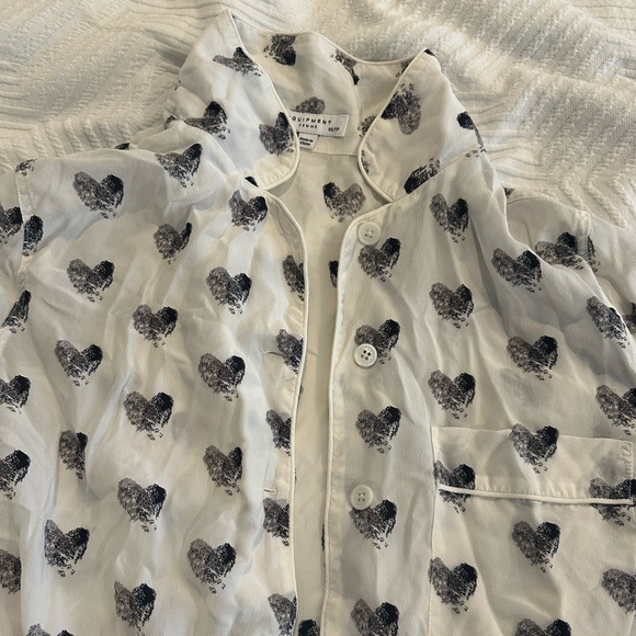 Equipment Silk Pajama Set Heart Thumb Print XS - Picture 10 of 16